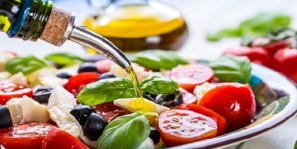 Lors de la préparation de plats diététiques méditerranéens, vous devez utiliser de l’huile d’olive. 